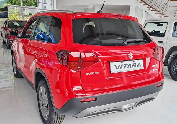 Suzuki Vitara cena 94900 przebieg: 9, rok produkcji 2024 z Nowy Targ małe 29